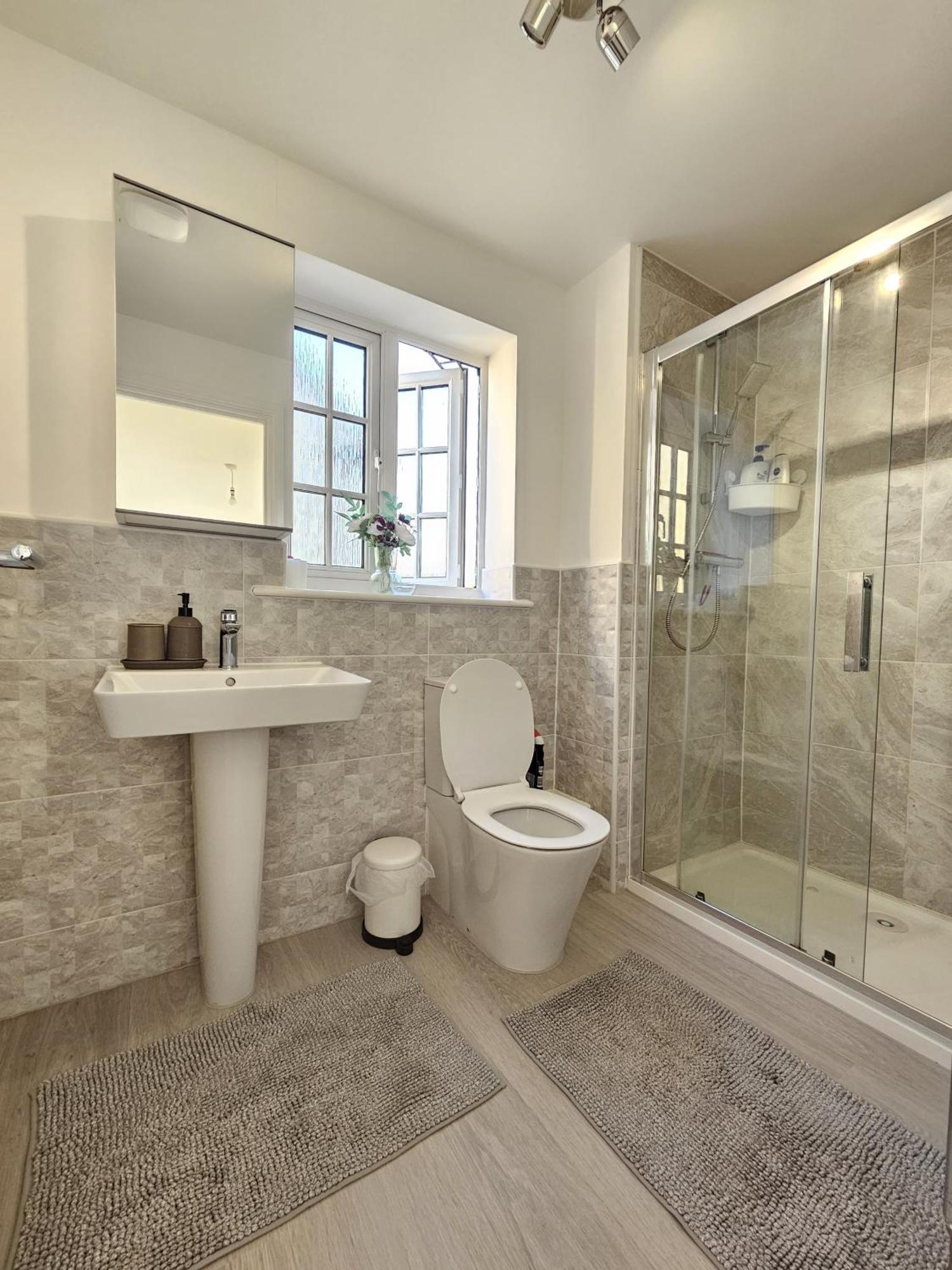 Bicester Kingsmere Accommodation With Ensuite المظهر الخارجي الصورة